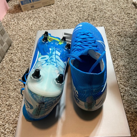 ❌SOLD❌ Mercurial superfly 7 SG size 8.5 US - Picture 3 of 4